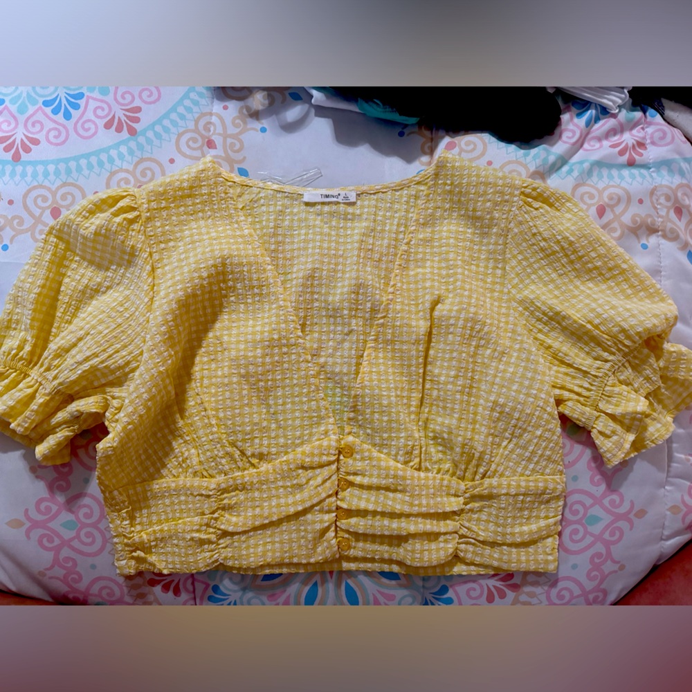 Women’s gingham crop